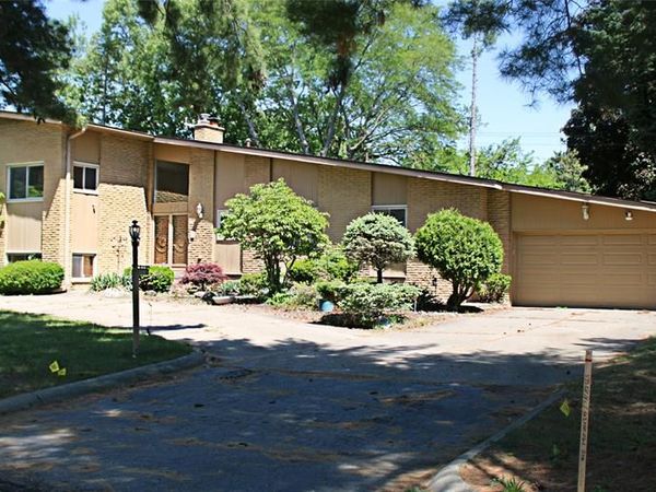 19412 Starlane Street , Southfield, MI 48075