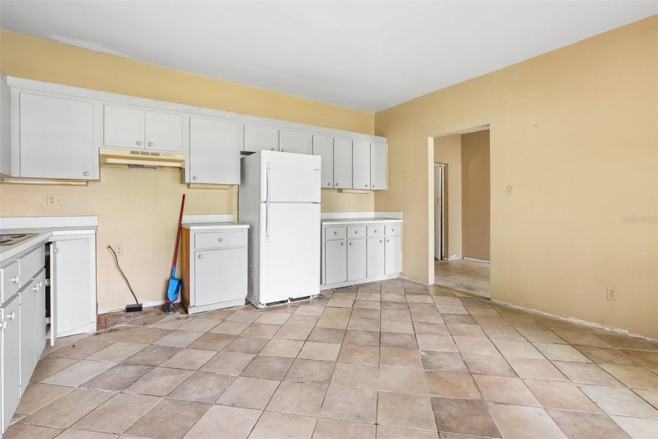 3701 E Warm Springs Ave, Coleman, FL 33521 Photo