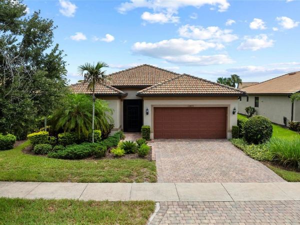 13825 RINUCCIO STREET , VENICE, FL 34293