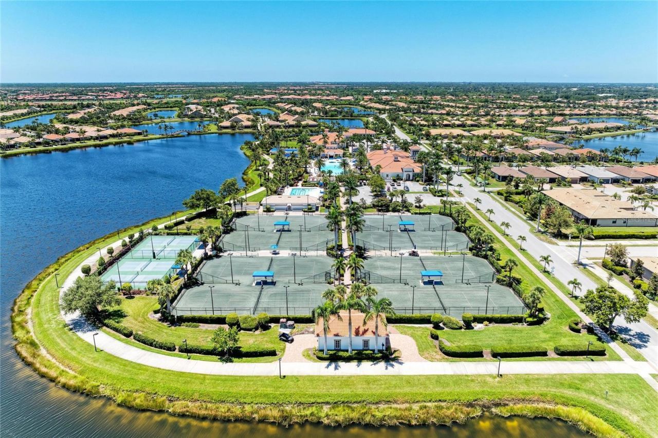 13825 Rinuccio Street, Venice, FL 34293 Photo