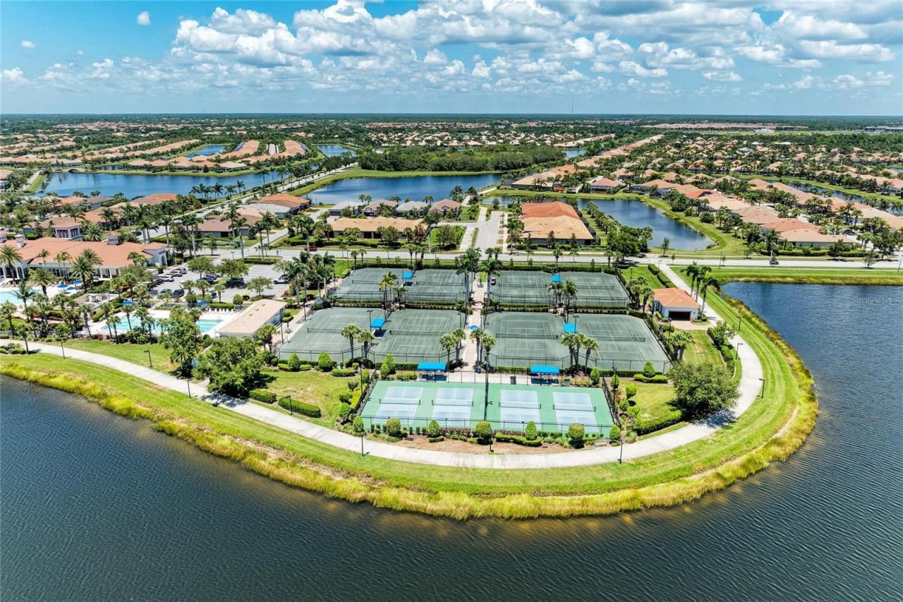 13825 Rinuccio Street, Venice, FL 34293 Photo