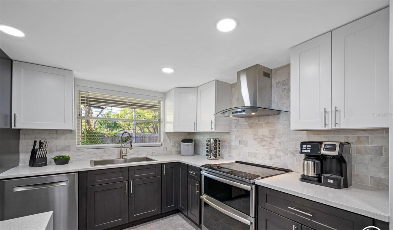 10852 131st Street N, Largo, FL 33774 Photo