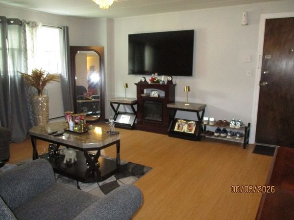 22 Nelson Dr, Unit E1, Randolph, MA 02368