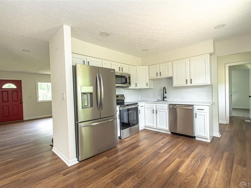 2374 Trinity Drive, Turtlecreek Township, OH 45044 Photo 9