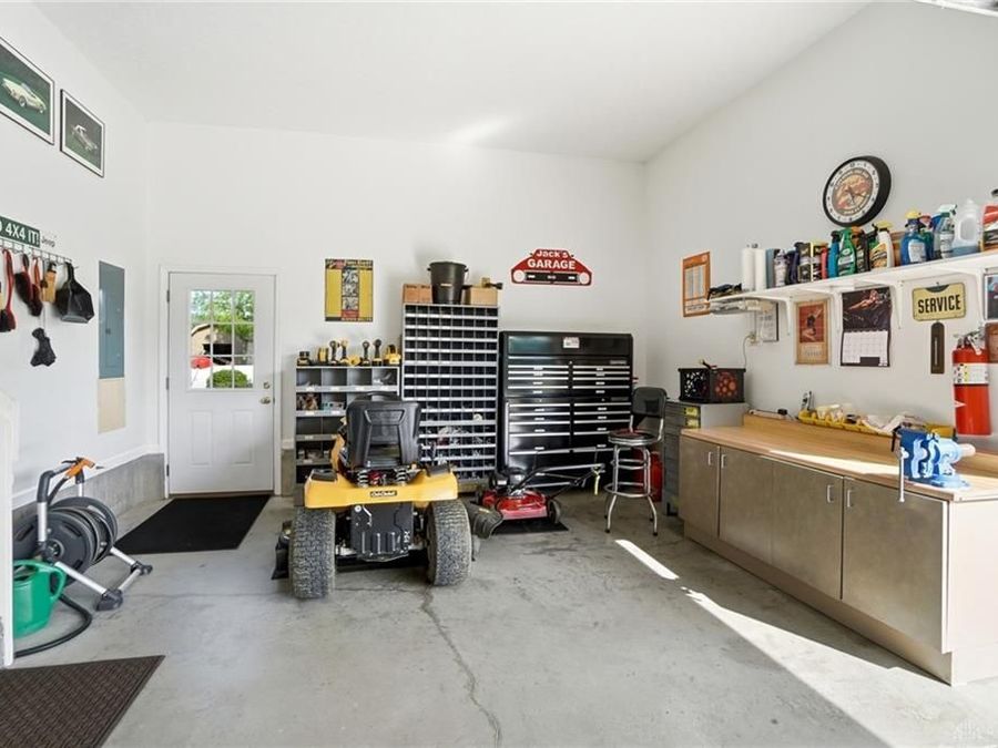 Property Image 72