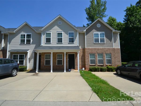 843 Plaza Walk Drive , Charlotte, NC 28215
