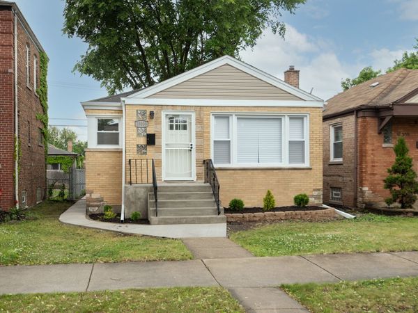 10338 S Vernon Avenue , Chicago, IL 60628