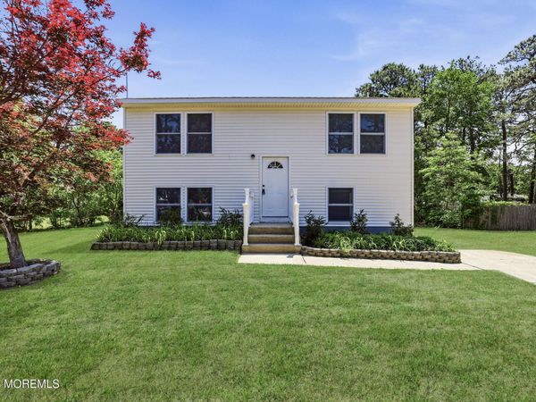 203 Seneca Trail, Browns Mills, NJ 08015