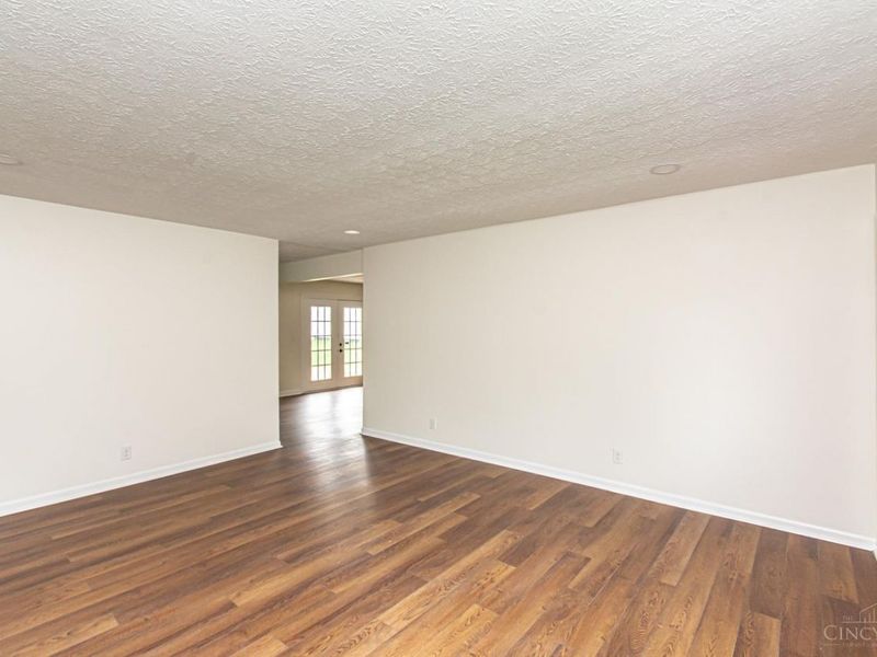 2374 Trinity Drive, Turtle Creek Twp, OH 45044 Photo 4