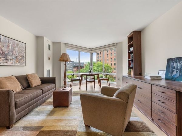 75-83 Cambridge Parkway, Unit E405, Cambridge, MA 02142