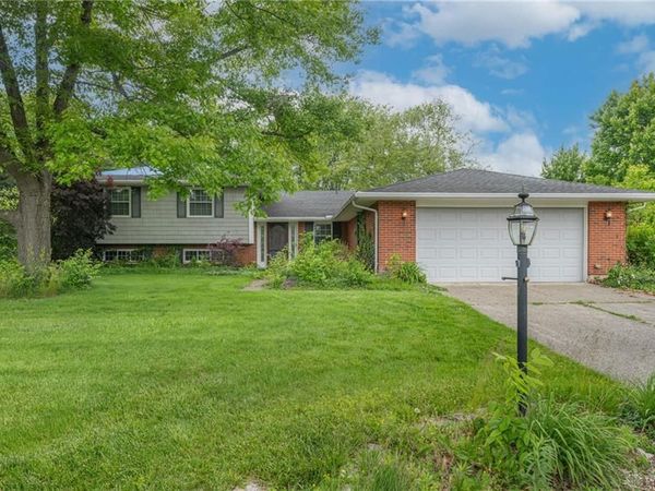 7715 John Elwood Drive, Centerville, OH 45459