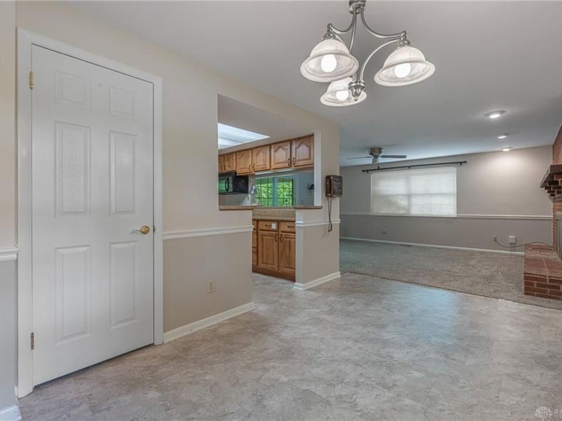 7715 John Elwood Drive, Centerville, OH 45459 Photo 12