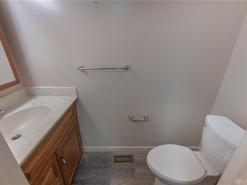 7715 John Elwood Drive, Centerville, OH 45459 Photo 18