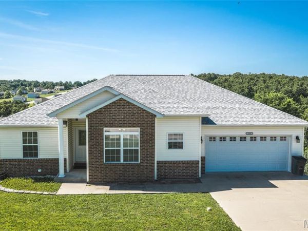 106 Ash Court, St Robert, MO 65584