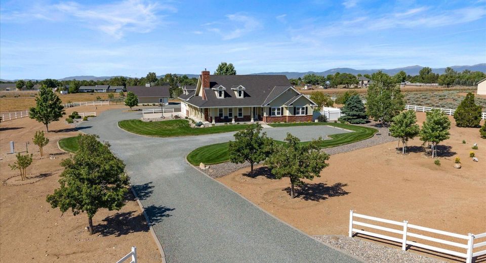 1056 Country Lane, Gardnerville, NV 89460 Photo