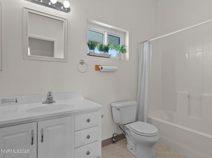 1056 Country Lane, Gardnerville, NV 89460 Photo