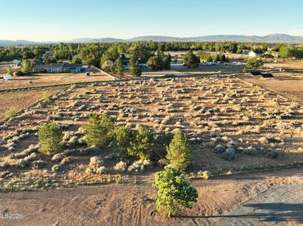 1056 Country Lane, Gardnerville, NV 89460 Photo