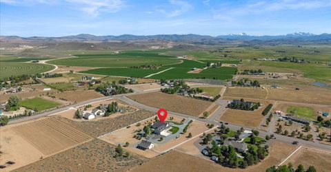 1056 Country Lane, Gardnerville, NV 89460 Photo