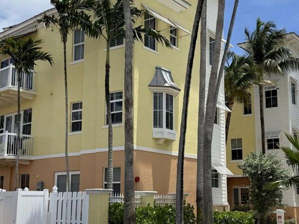 4332 Seagrape Drive, Unit 4, Lauderdale-By-The-Sea, FL 33308