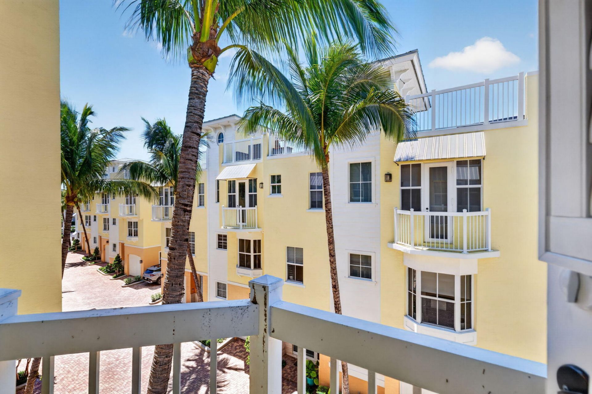 4332 Seagrape Drive, Unit 4, Lauderdale by the Sea, FL 33308 Photo