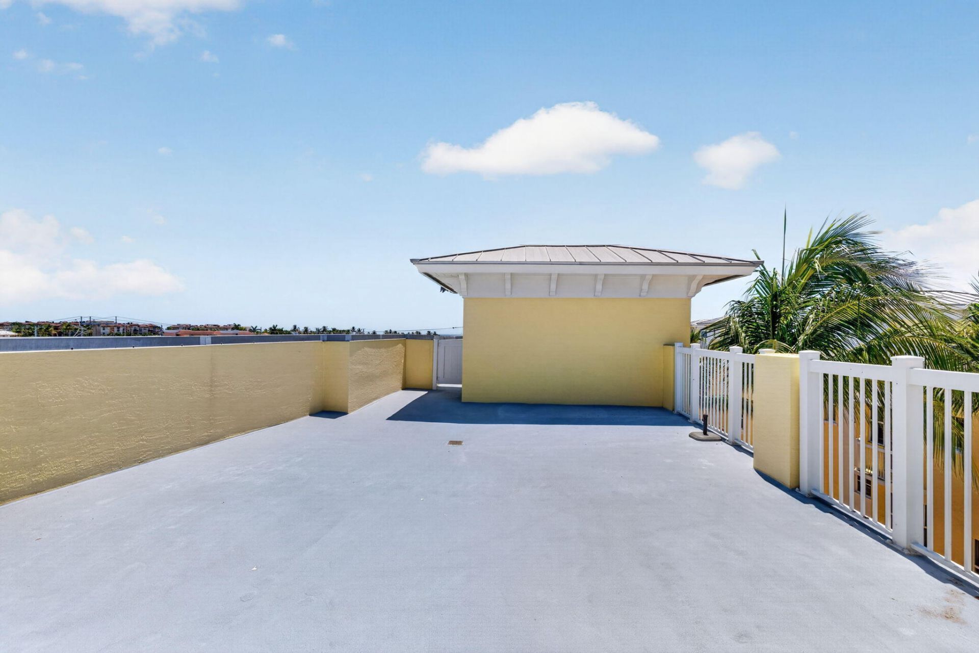 4332 Seagrape Drive, Unit 4, Lauderdale by the Sea, FL 33308 Photo