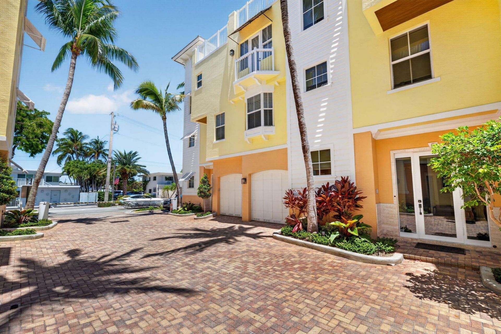 4332 Seagrape Drive, Unit 4, Lauderdale by the Sea, FL 33308 Photo