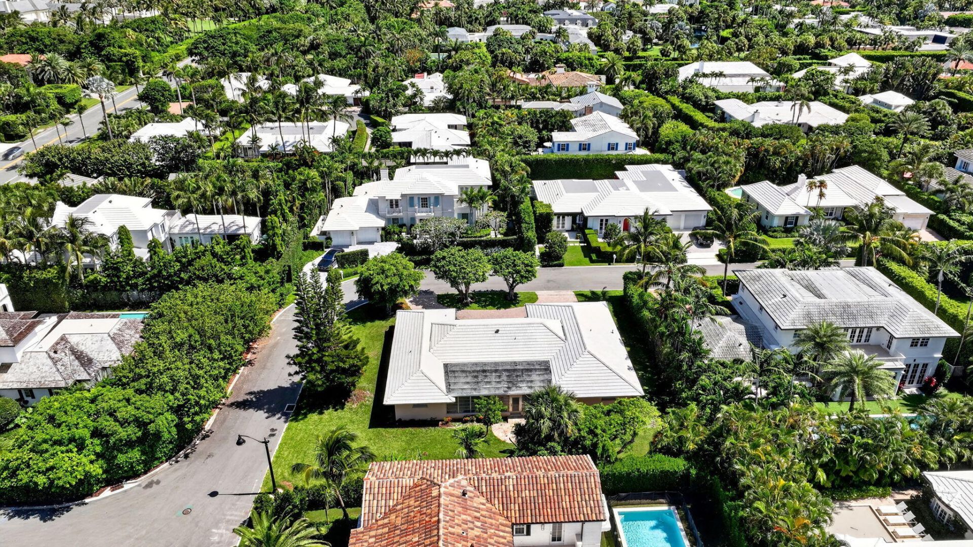 217 Plantation Road, Palm Beach, FL 33480 Photo