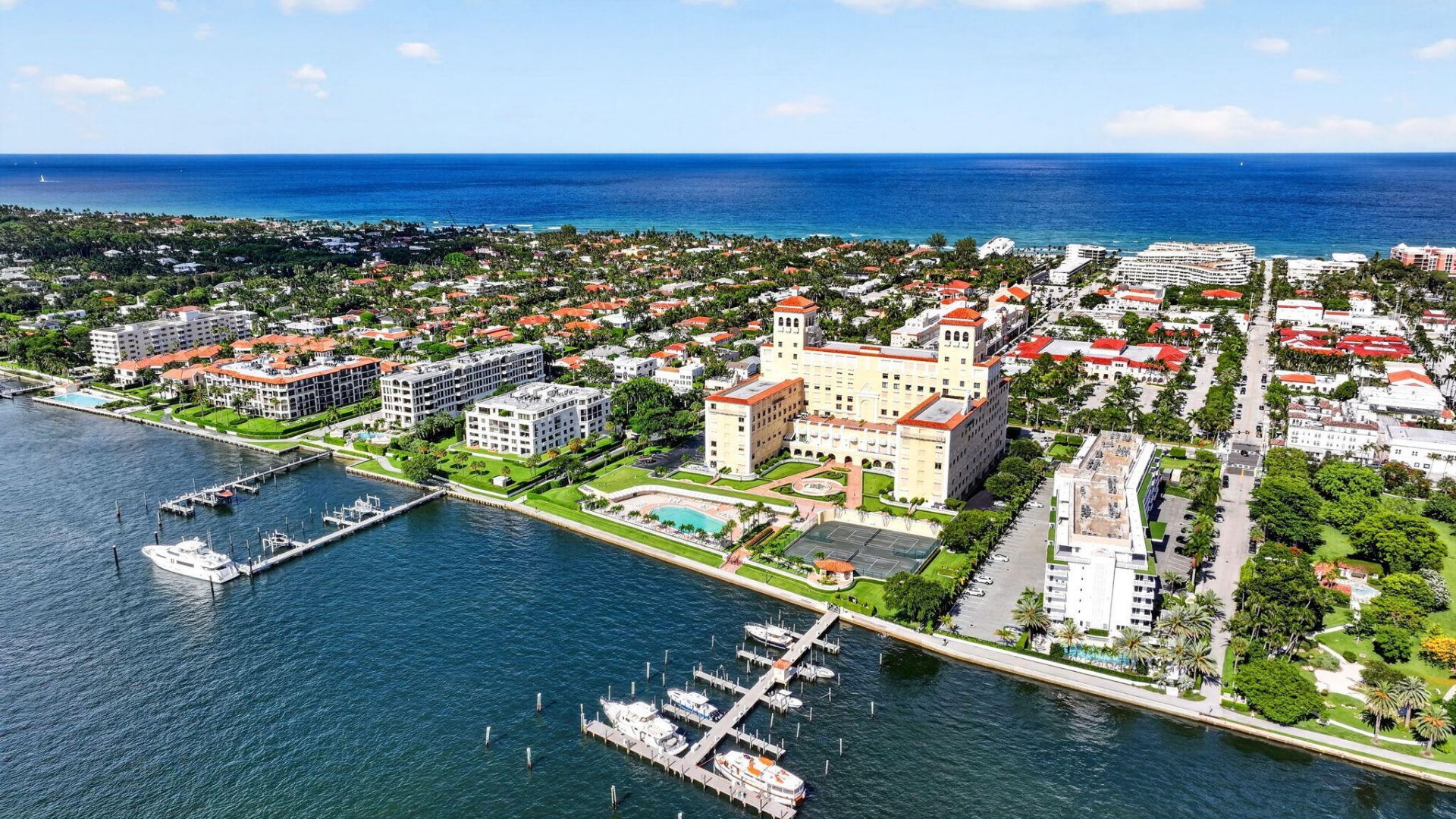 217 Plantation Road, Palm Beach, FL 33480 Photo