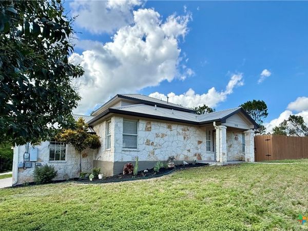 153 Dolly Street , San Marcos, TX 78666