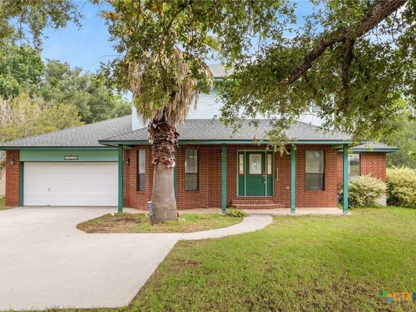 16567 Fm 725 , Seguin, TX 78155