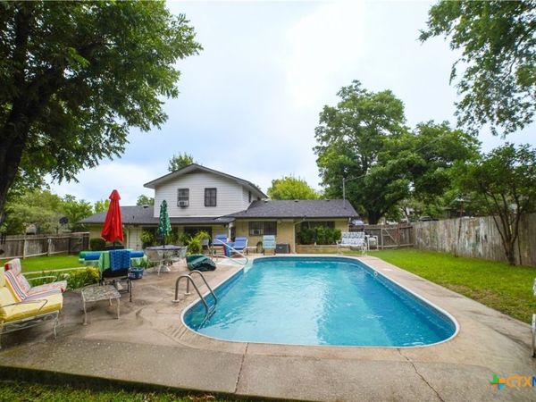 212 Highland Oaks Drive , Harker Heights, TX 76548