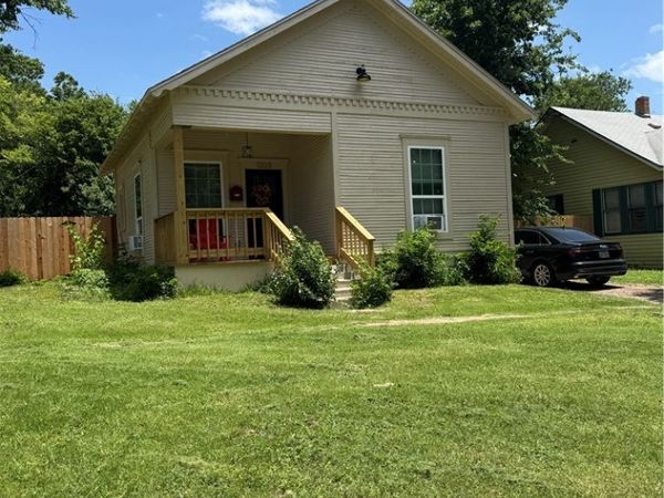 1303 S 13th Street, Temple, TX 76504