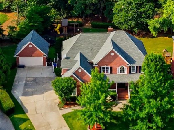 1171 Hiddenbrook Lane, Suwanee, GA 30024