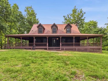 1803 Patsy Riffe Road, Middleburg, KY 42541