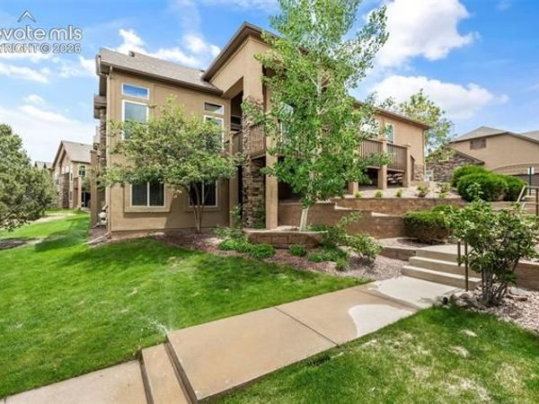 1992 London Carriage Grove, Colorado Springs, CO 80920