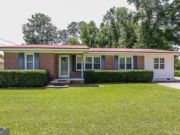 7 Oak Street, Bloomingdale, GA 31302