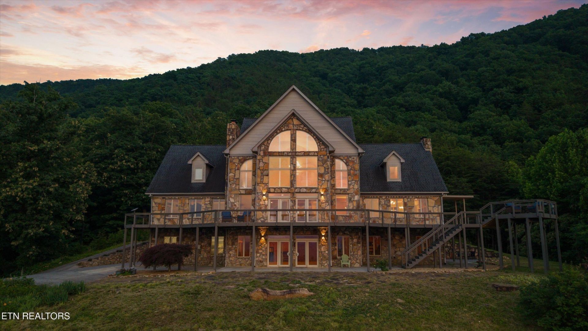 3771 Eagle Ridge Rd, Maryville, TN 37803 Main Photo