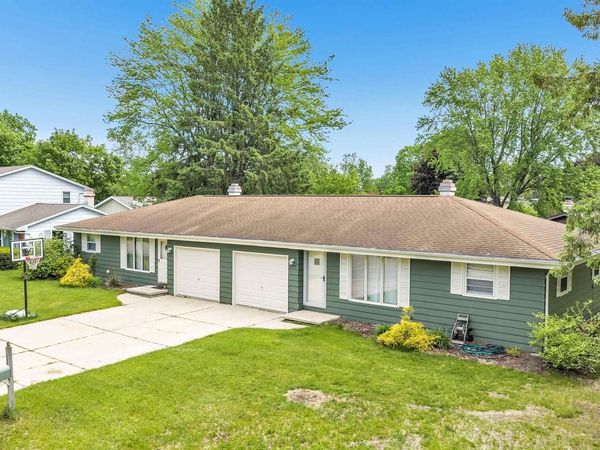 1715 EDGEHILL DRIVE, Green Bay, WI 54304