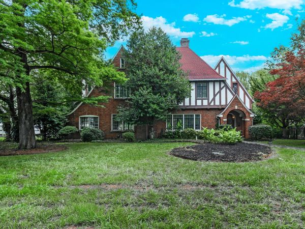 1560 N Ocoee Street, Cleveland, TN 37311