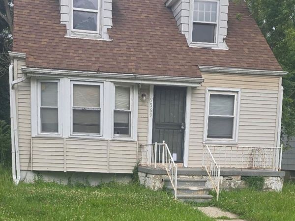 9569 Auburn Street, Detroit, Mi 48228