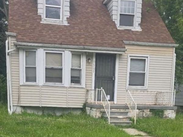 9569 Auburn Street, Detroit, MI 48228