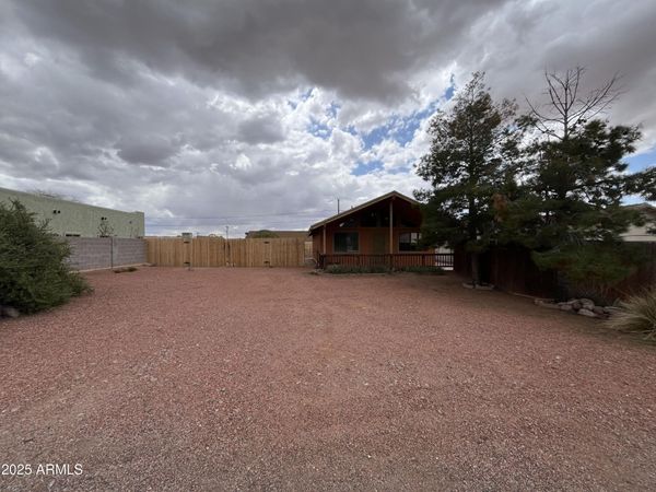 10261 E La Palma Avenue, Gold Canyon, AZ 85118