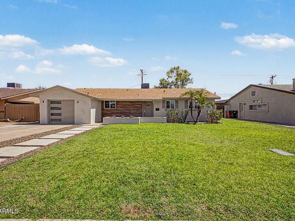 8129 E OAK Street, Scottsdale, AZ 85257