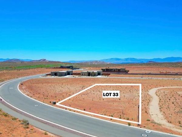 3306 S ENDLESS TRAIL , Unit 33, Hurricane, UT 84737