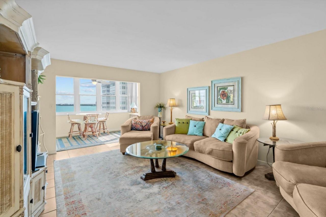 5108 Brittany Drive S, Unit 607, Saint Petersburg, FL 33715 Photo