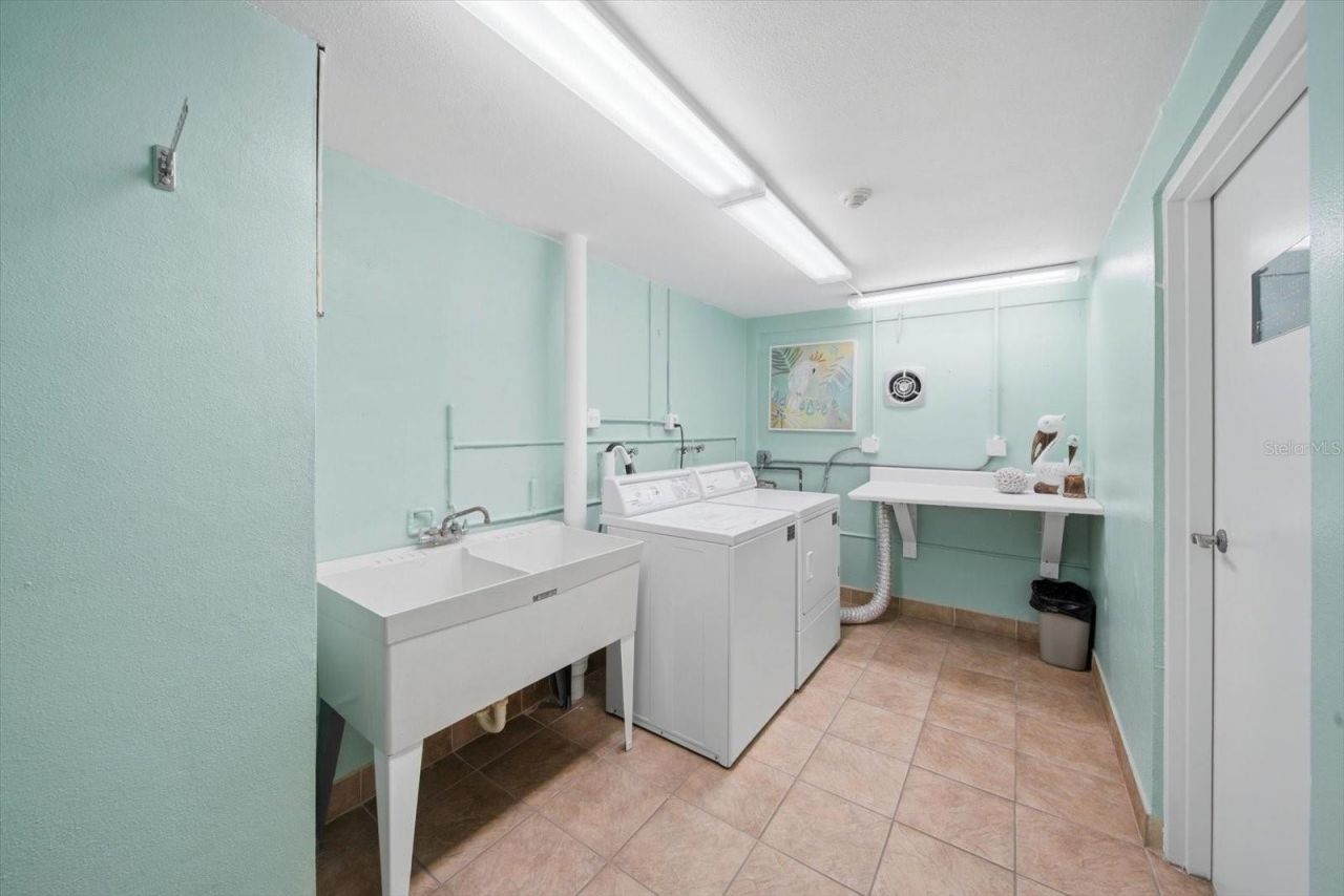 5108 Brittany Drive S, Unit 607, Saint Petersburg, FL 33715 Photo