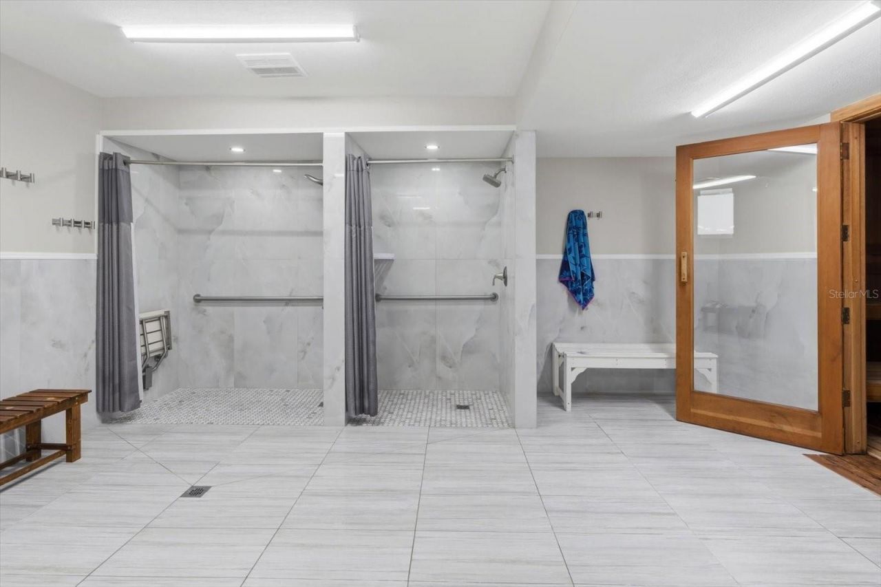 5108 Brittany Drive S, Unit 607, Saint Petersburg, FL 33715 Photo