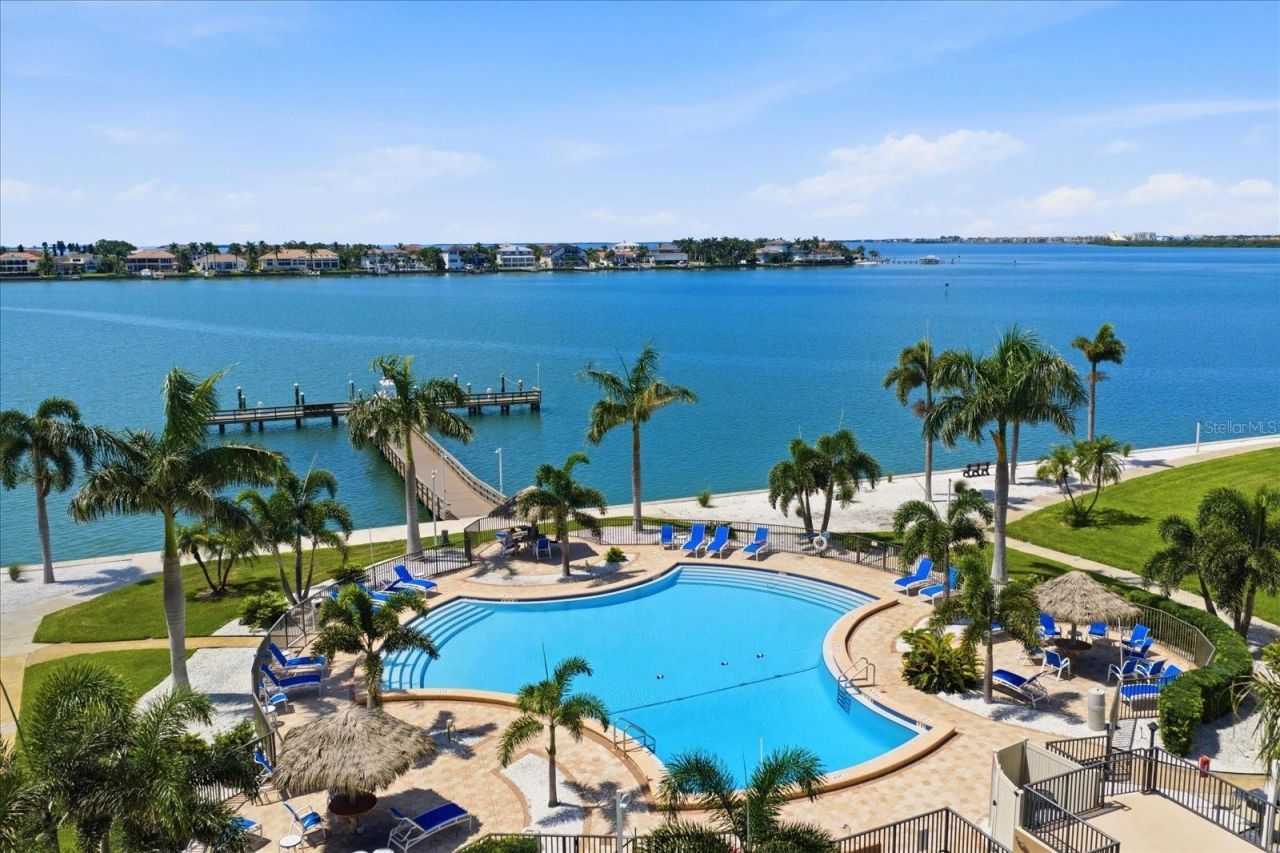 5108 Brittany Drive S, Unit 607, Saint Petersburg, FL 33715 Photo
