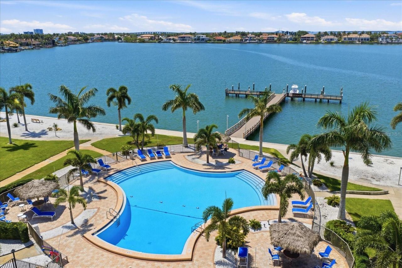 5108 Brittany Drive S, Unit 607, Saint Petersburg, FL 33715 Photo