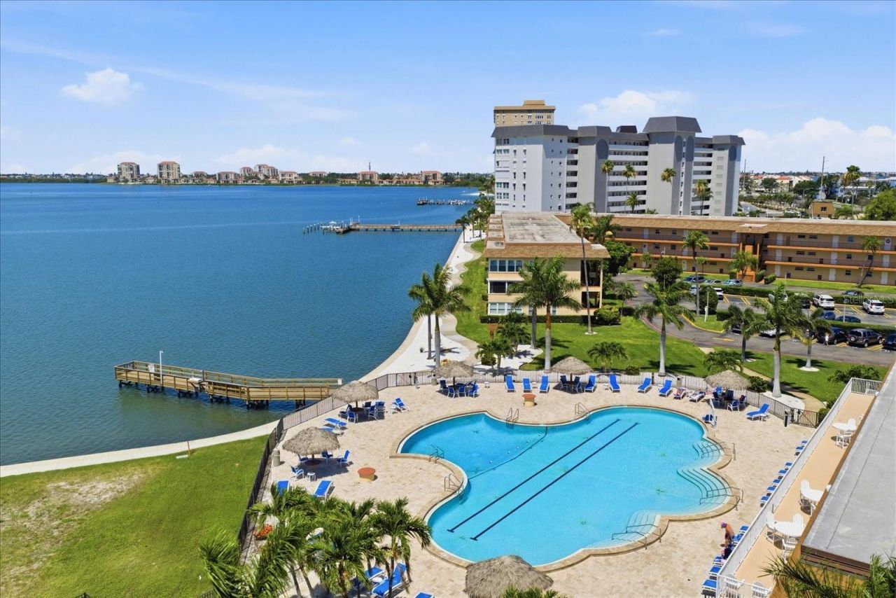 5108 Brittany Drive S, Unit 607, Saint Petersburg, FL 33715 Photo